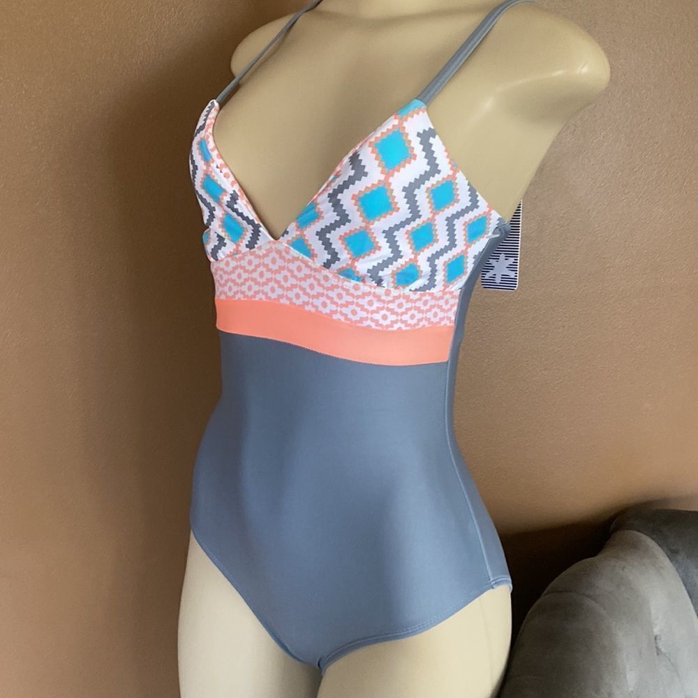 Splendid One Piece Swimsuit padded bra XS NWT $108